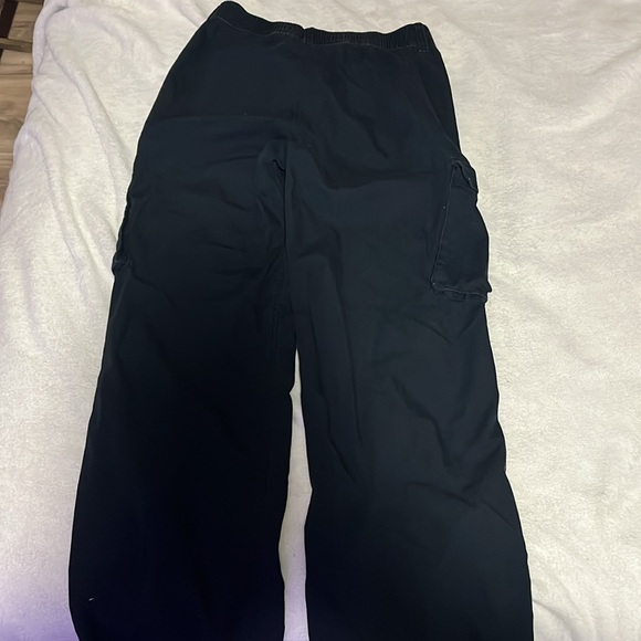 H&M Cargo Pants - Picture 2 of 4